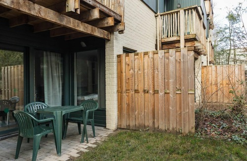 Grote-Brogel Apartment | Inviting Apartment for 3 with Pool, WiFi & Terrace Access