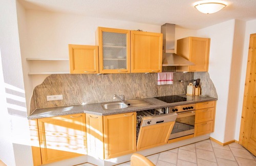 Umhausen Apartment | Cozy Apartment with Lake View, Parking & Child-Friendly Amenities