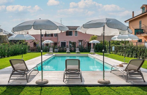 Caramagna Ligure Apartment | Inviting Apartment for 4 with Pool, A/C, and Ocean Views