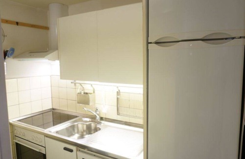 Gstaad Apartment | Cozy Apartment for 4 with Pet-Friendly Amenities & WIFI