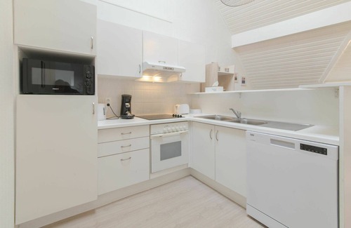De Haan Apartment | Nice apartment for 4 guests with WIFI, TV, pets allowed and parking