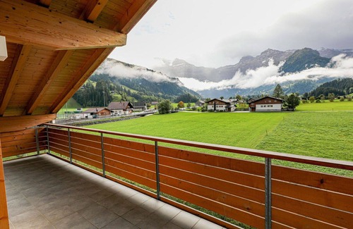 Lenk Apartment | Nice apartment for 4 guests with WIFI and balcony
