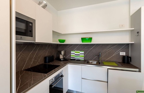 Consiglio di Rumo Apartment | Cozy Apartment for 4 with Pool, Balcony & Great Amenities