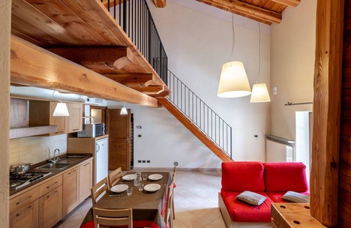 Sampeyre Apartment | Inviting Apartment for 4 with Pool, WIFI & Terrace Access
