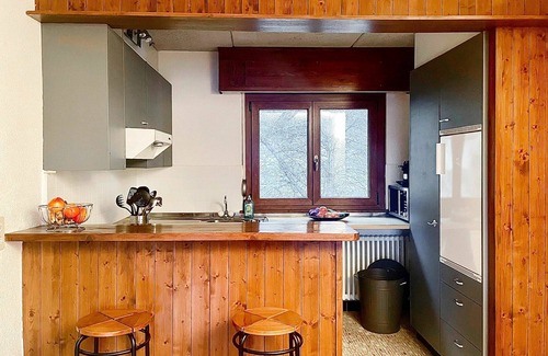 Randogne Apartment | Experience a Cozy Apartment for 4 with Pet-Friendly Perks