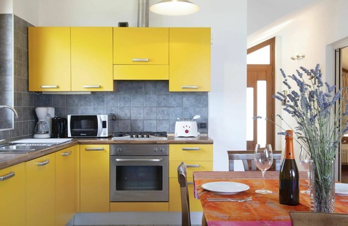 Domaso Apartment | Cozy Apartment for 4 with Lake View, WiFi and Terrace