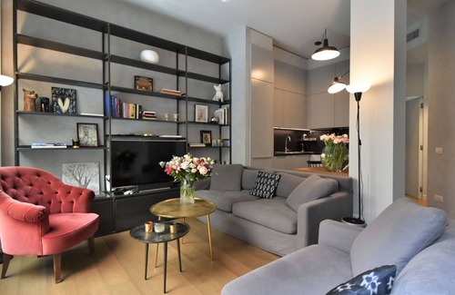 Borgonuovo Apartment | Inviting Apartment for 4 with A/C, WIFI, and Terrace