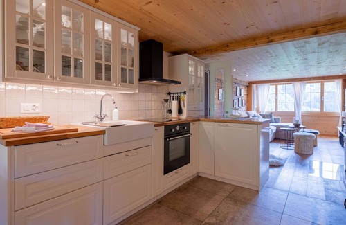 Lenk Apartment | Cozy Apartment for 4 with Balcony, Pets Welcome & WIFI
