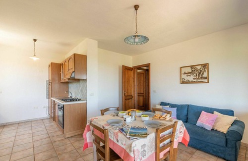 Siniscola Apartment | Nice apartment for 5 guests with TV and balcony