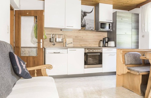 Huettau Apartment | Inviting Apartment for 6 with Balcony, TV & Parking