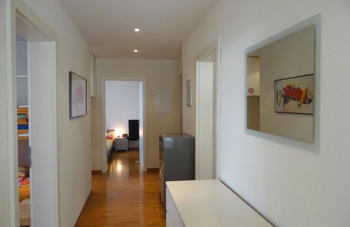 Engelberg Apartment | Spacious Apartment for 6 with WIFI, Balcony & Free Parking