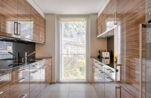 Montreux City Centre Apartment | Inviting Apartment for 6 with Pool, Balcony & Panoramic Views