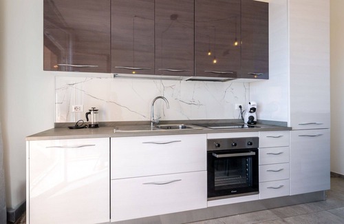 Varazze Apartment | Cozy Apartment for 6 with WIFI, Terrace & Pet-Friendly