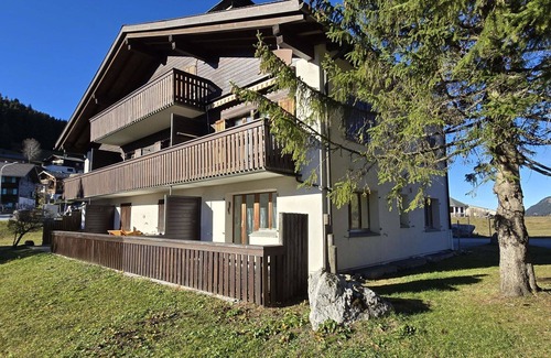 Valbella Apartment | Nice apartment for 6 guests with TV and balcony