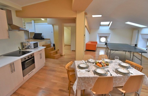 Iseo Apartment | Comfortable Apartment for 6 with Lake View and A/C