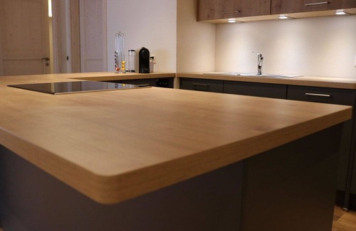 Lenk Apartment | Appealing Apartment for 6 with WIFI, Balcony & Parking