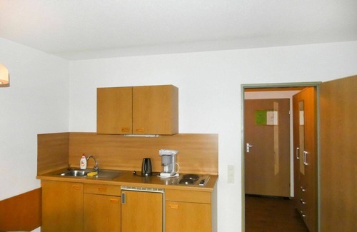 Haidmuhle Apartment | Cozy Apartment for 4 with Lake View, WIFI & Parking