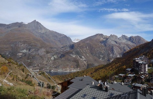 Tignes Apartment | Nice apartment for 5 guests with TV and balcony