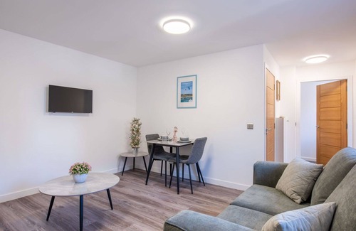 Lossiemouth Apartment | Charming Apartment with Ocean View, WIFI & Parking for 4