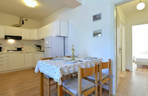 Caldonazzo Apartment | Cozy Apartment for 4 with Pet-Friendly Amenities & Patio