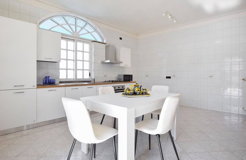 Angri Apartment | Enjoy a Relaxing Stay in this Apartment with Roof Terrace