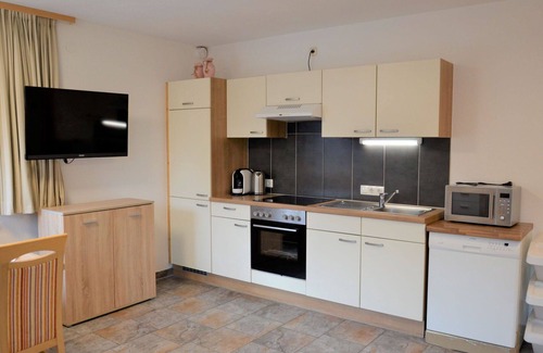 Sankt Anton am Arlberg Villa | Inviting Villa Apartment with WiFi, Balcony & Pet-Friendly