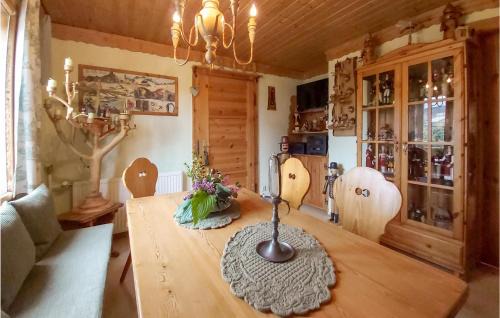 Wildbach Apartment | Welcoming Apartment in Bad Schlema, Family-Friendly Stay