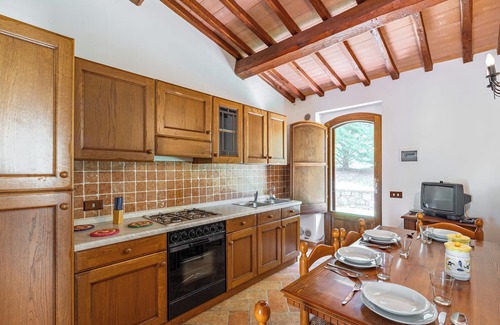 Montegabbione Apartment | Nice Apartment In Biofarm With Pool, Parrano, Italy