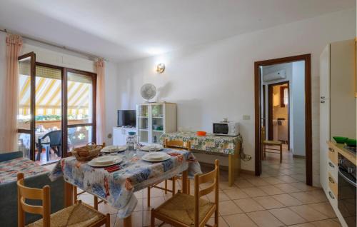 Lido degli Estensi Apartment | Welcoming Comacchio Apartment with Wifi & Family-Friendly Amenities