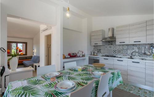 Comiso Apartment | Inviting Apartment in Comiso with Pool and Kitchen Amenities