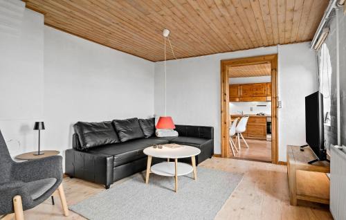 Rendbjerg Apartment | Cozy Apartment in Egernsund with Free Wifi for Families