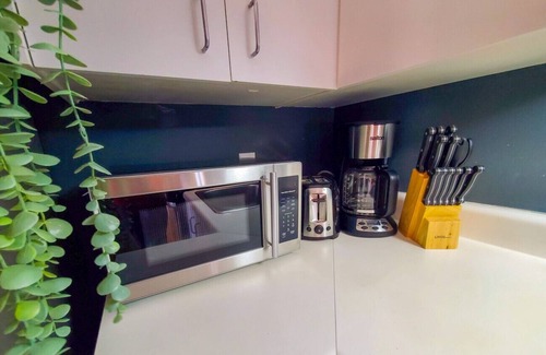 Vieux-Limoilou Apartment | Comfortable Apartment in Limoilou with Family Amenities