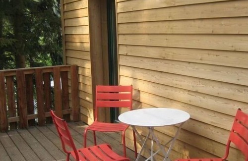 Lubmin Apartment | Cozy Apartment in Lubmin with Breakfast and Family Amenities