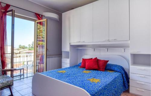 Marina di Caronia Apartment | Family-Friendly 2 Bedroom Apartment in Marina Di Caronia