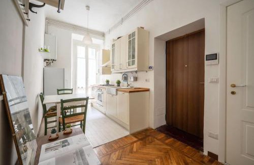 Lazzaretto Apartment | Cozy Apartment in Milan Porta Venezia Near Duomo