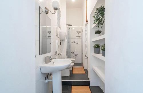 Lazzaretto Apartment | Cozy Apartment in Milan Porta Venezia Near Duomo