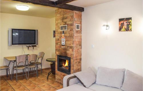 Rydzewo Apartment | Nice Apartment In Rydzewo With Wifi