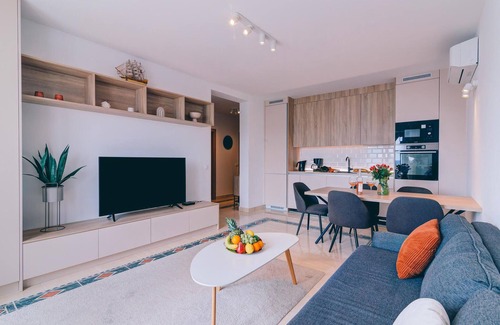 Selce Apartment | Relaxing 2 Bedroom Getaway in Beautiful Selce