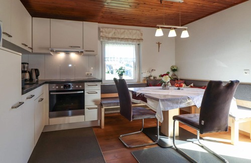 Fontanella Apartment | Experience Breathtaking Mountain Views at Our Cozy Retreat