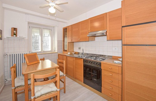 Soriso Apartment | Cozy 1 Bedroom Retreat in Soriso with Lake View Amenities