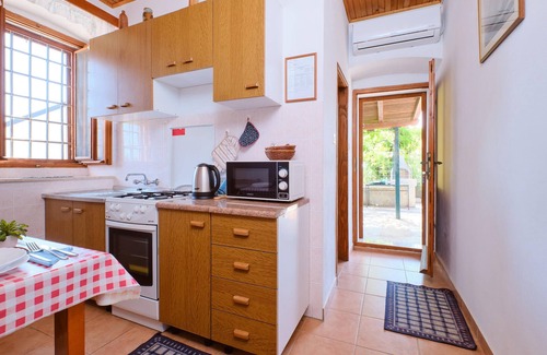Sveti Jakov Apartment | Nice apartment in Stivan
