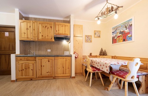 Alba Apartment | Family-Friendly Stay at Cesa Ariale with Breakfast Included