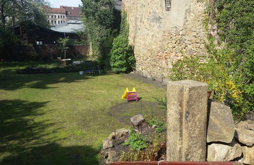 Goerlitz Apartment | Inviting City Apartment with Pool and Spa Amenities