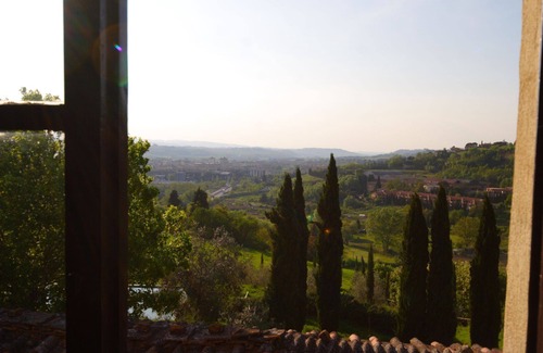 Poggiarello Villa | Relaxing Villa Apartment near San Gimignano with Pool & Views