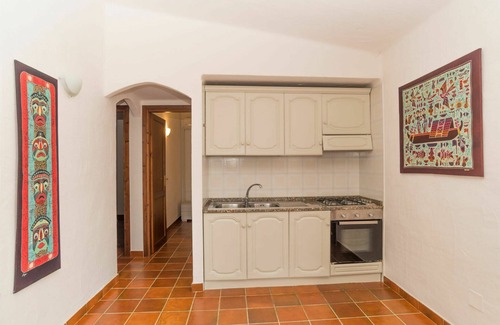 Sant'Elmo House | Inviting Villa Apartment for 10 with Oceanfront Views