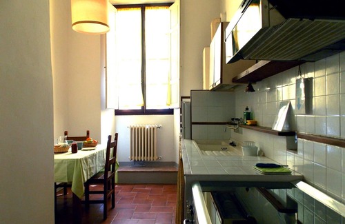 Scarperia e San Piero Villa | Cozy Villa Apartment with Pool, WIFI & Panoramic Views