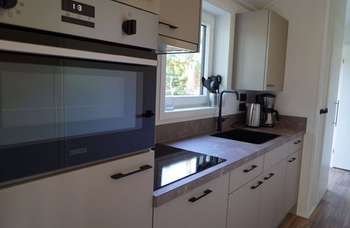 Vleteren House | Nice apartment in villa for 6 people with WIFI, TV, terrace and parking