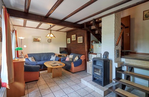 Feriendorf Frankenau House | Cozy Villa Apartment for 4 with WIFI and Patio Access