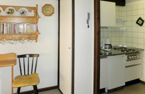 Siegsdorf House | Cozy Villa Apartment for 4 with Balcony and Pet Friendly