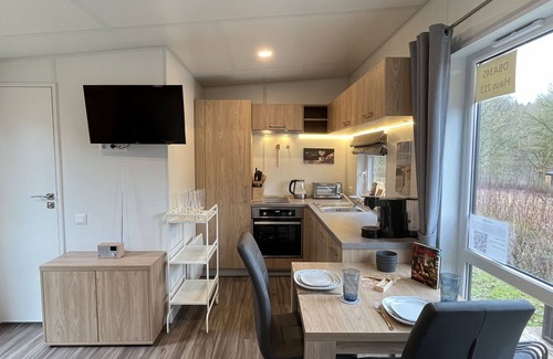 Wemding House | Cozy Villa Apartment for 4: A Pet-Friendly Retreat